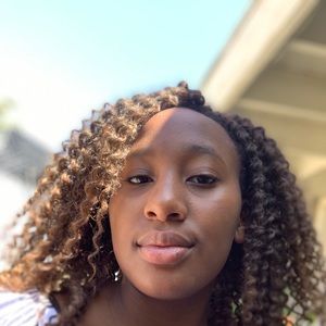 Meet your Posher, Kylie